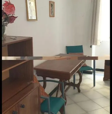 Casa Vacanze Cagliari ホームステイ カリアリ